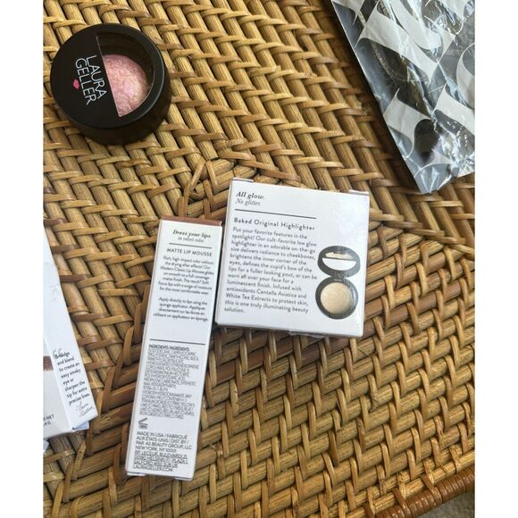 Laura Geller Makeup Bundle NEW - Picture 3 of 4